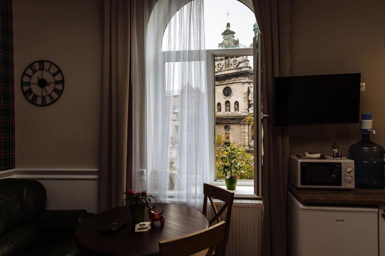 Grand View Apartment Лвив Екстериор снимка